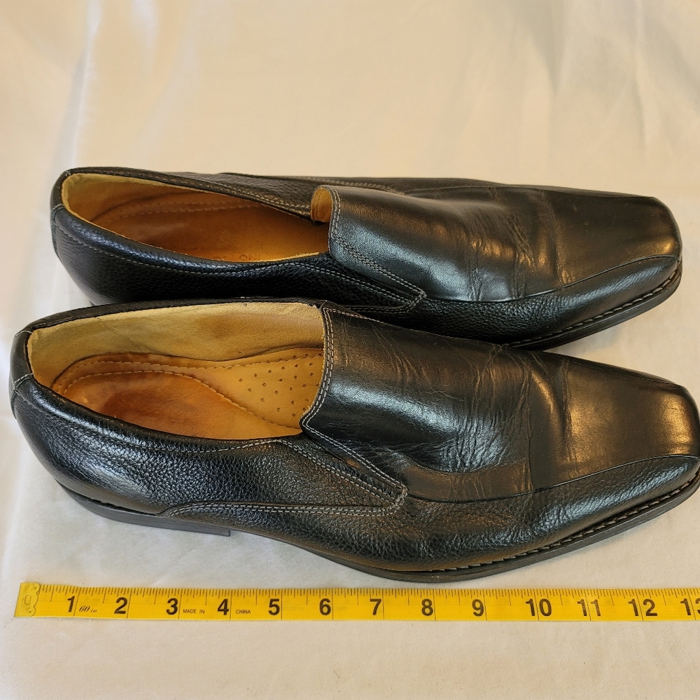 Men's Black Leather Loafers